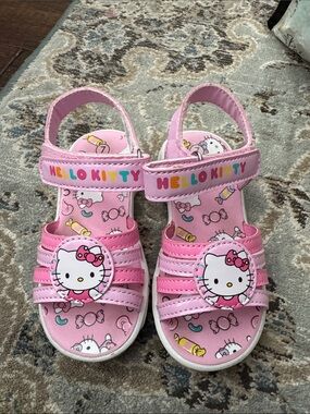 Hello Kitty Pink Strappy Girls' Sandals that Light up